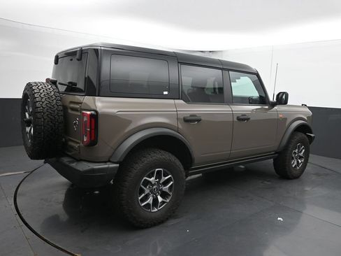 Used 2025 Ford Bronco Badlands AWD/4WD image 12