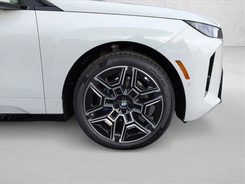 New 2026 BMW iX xDrive45 image 10