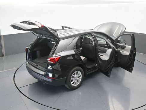 Used 2023 Chevrolet Equinox LS FWD image 64