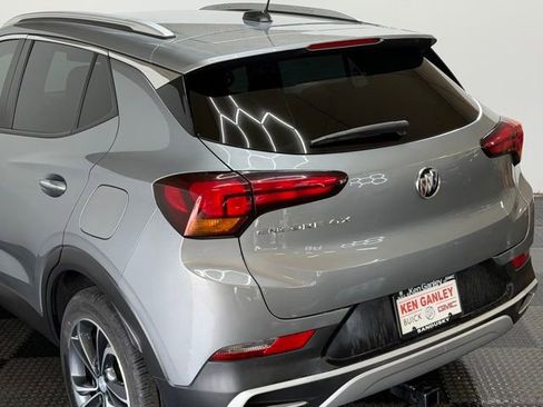 Used 2023 Buick Encore GX Select w/ Safety Package II FWD image 9