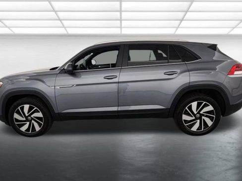 Used 2024 Volkswagen Atlas Cross Sport SE w/ Black Wheel Package AWD/4WD image 5
