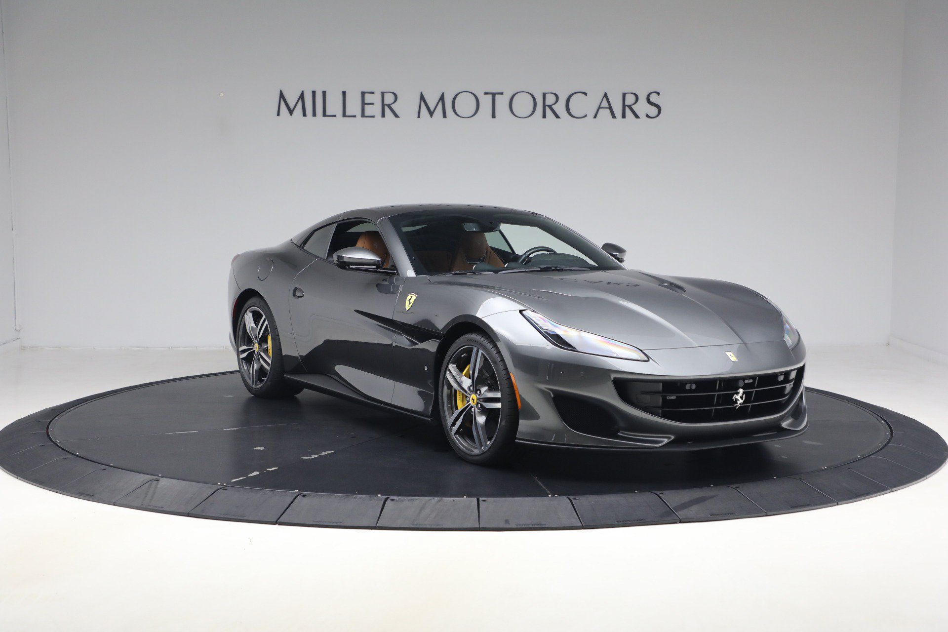 Certified 2019 Ferrari Portofino RWD image 35