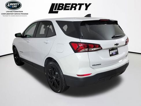 Used 2024 Chevrolet Equinox LS w/ LS Convenience Package AWD/4WD image 5