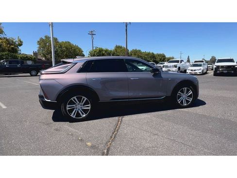 Certified 2024 Cadillac Lyriq Tech w/ Driver Assist Package RWD image 12