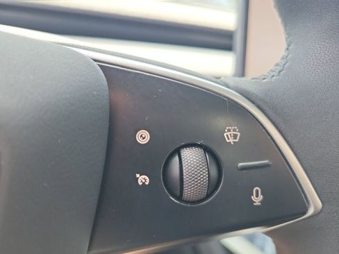 Used 2024 Tesla Model 3 Standard Range RWD image 25
