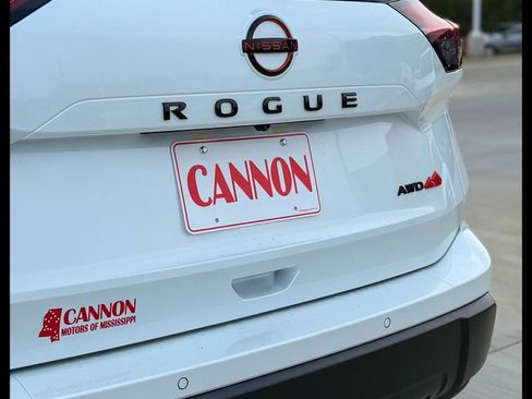 New 2026 Nissan Rogue SV AWD/4WD image 19