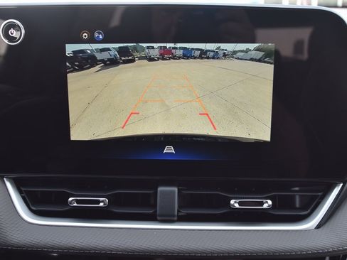 New 2026 Chevrolet Equinox LT w/ Convenience Package II image 23