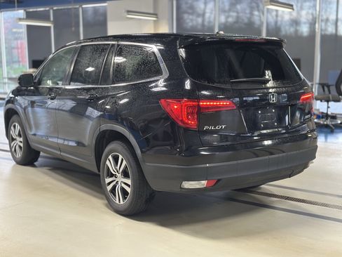 Used 2017 Honda Pilot EX image 8