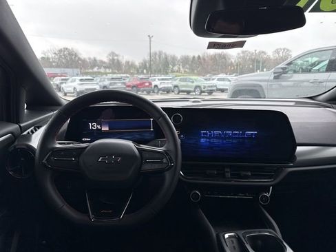 New 2025 Chevrolet Equinox EV RS FWD image 36