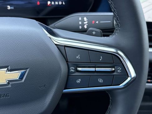 New 2026 Chevrolet Equinox LT w/ Safety and Technology Package FWD image 39