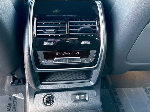 New 2026 BMW ALPINA XB7 AWD/4WD image 22