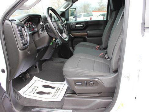 Used 2023 Chevrolet Silverado 2500 LT image 7