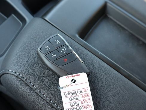 New 2026 Chevrolet Silverado 2500 Custom image 21