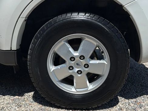 Used 2012 Ford Escape XLT image 37