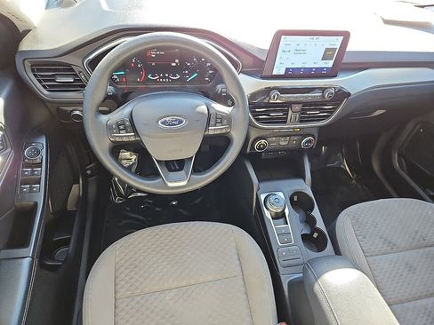Used 2021 Ford Escape SE image 12