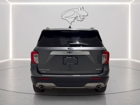 Used 2023 Ford Explorer Limited w/ Equipment Group 301A AWD/4WD image 4