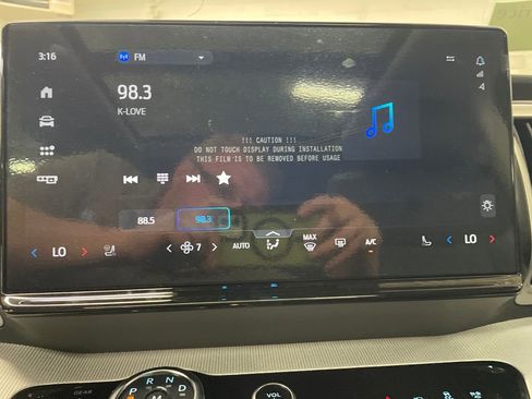 New 2025 Ford Expedition Active image 23