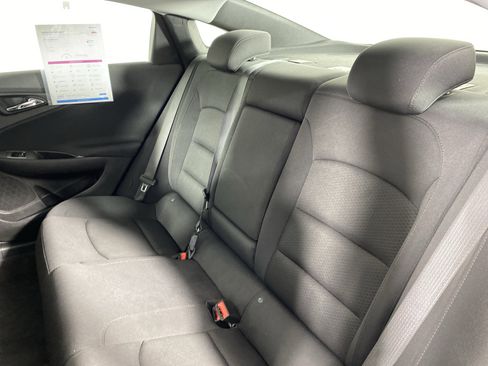 Used 2024 Chevrolet Malibu LT image 33