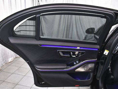 Used 2024 Mercedes-Benz S 580 4MATIC Sedan image 14