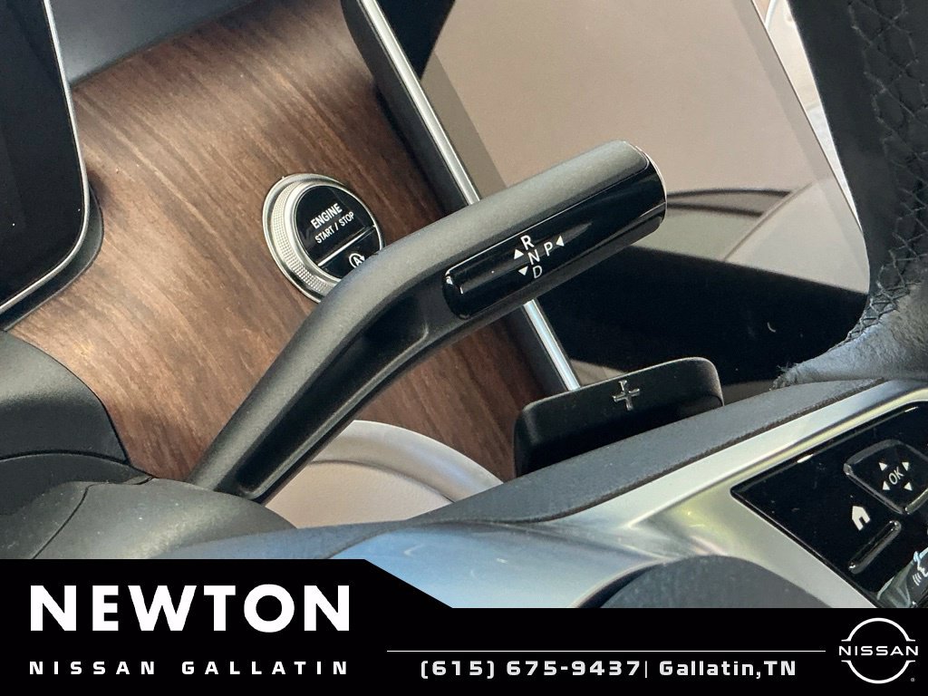 Used 2025 Mercedes-Benz C 300 4MATIC Sedan image 16