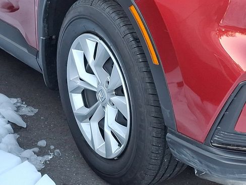 Used 2025 Honda CR-V LX image 10