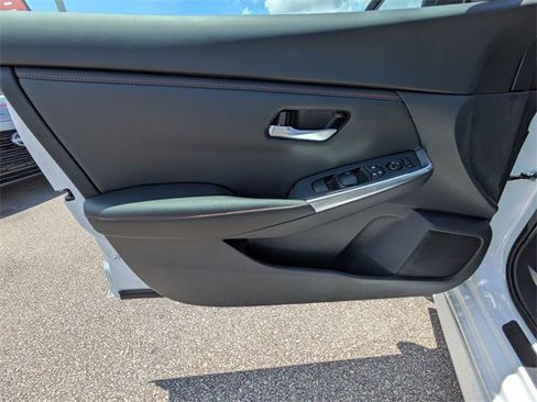 New 2025 Nissan Sentra SR w/ Trunk Package image 11