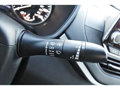 Used 2021 Nissan Altima 2.5 SV FWD image 19