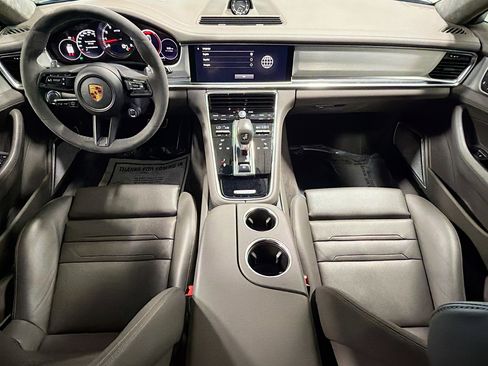Used 2023 Porsche Panamera GTS image 16
