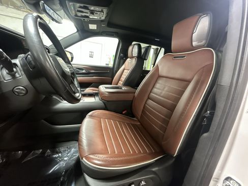 Certified 2023 GMC Yukon Denali Ultimate AWD/4WD image 20