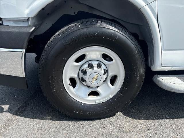 Used 2025 Chevrolet Express 2500 w/ Driver Convenience Package RWD image 12