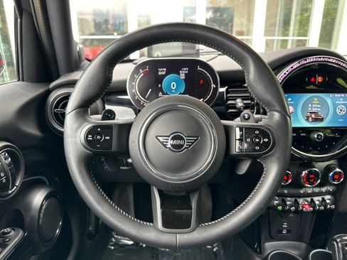 Used 2024 MINI Cooper S FWD image 27