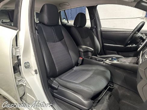 Used 2019 Nissan Leaf S w/ S Charge Package image 12