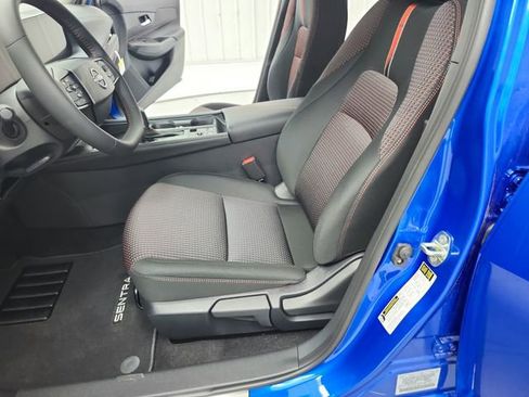 New 2026 Nissan Sentra SR w/ Floor Mat Package FWD image 19