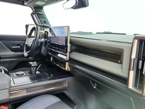 Used 2025 GMC Hummer EV 2X w/ LPO, Cargo Utility Package image 20