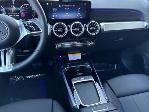 New 2026 Mercedes-Benz GLB 250 GLB 250 image 39