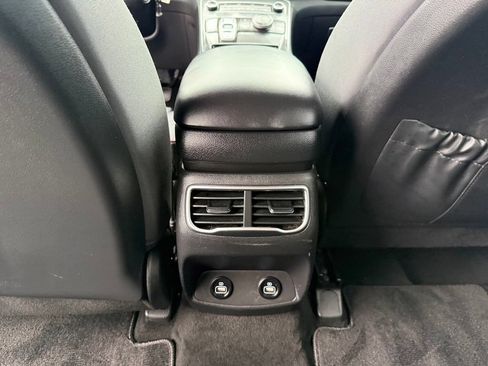 Certified 2023 Hyundai Santa Fe SE FWD image 24