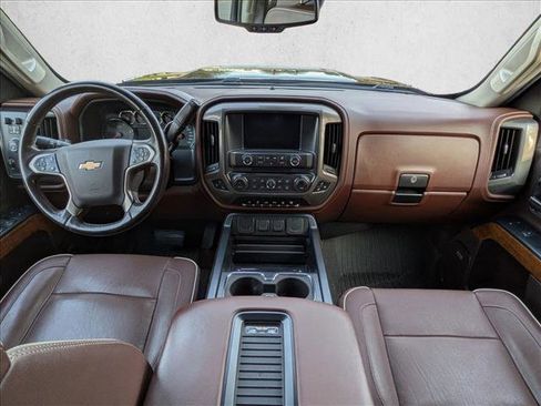 Used 2018 Chevrolet Silverado 2500 High Country w/ Duramax Plus Package image 17