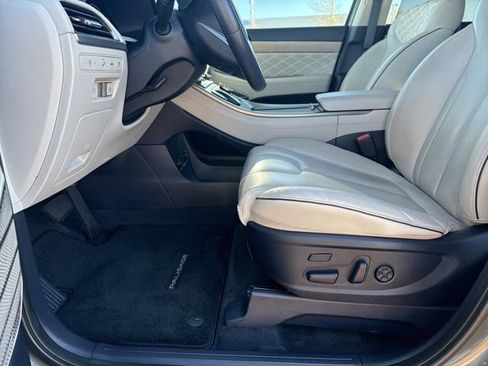 Used 2022 Hyundai Palisade Calligraphy image 14