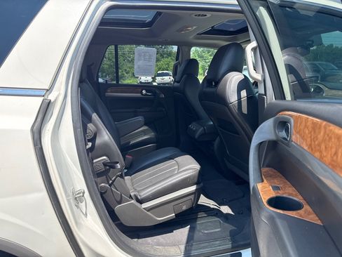 Used 2011 Buick Enclave CXL AWD/4WD image 14