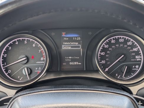 Used 2024 Toyota Camry SE image 23