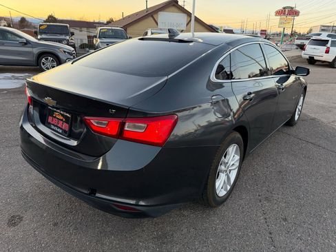 Used 2017 Chevrolet Malibu LT image 8