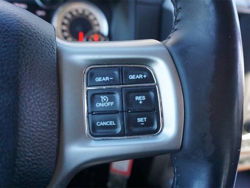 Used 2017 RAM 1500 Laramie image 8