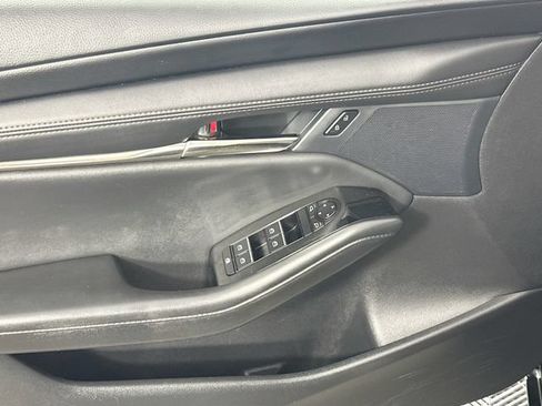 Used 2024 MAZDA MAZDA3 s FWD image 24