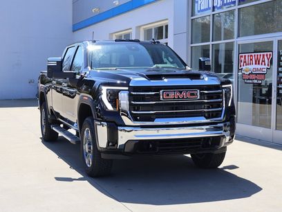 New 2025 GMC Sierra 2500 SLT w/ SLT Premium Package