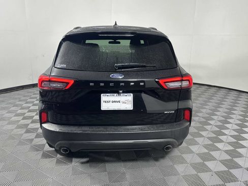Used 2025 Ford Escape ST-Line image 6