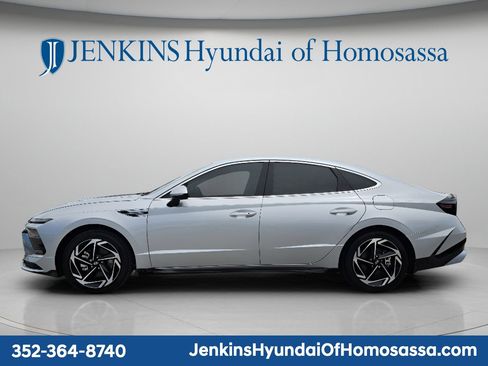 New 2026 Hyundai Sonata SEL FWD image 9