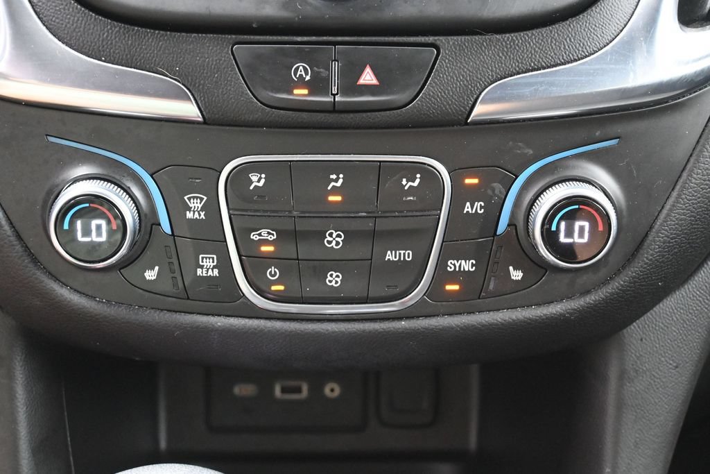 Used 2022 Chevrolet Equinox LT AWD/4WD image 24
