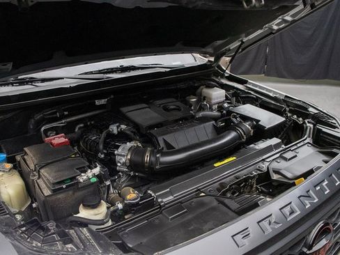 Used 2024 Nissan Frontier PRO-4X w/ Off-Road Protection Package image 29