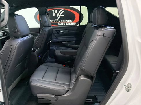New 2026 Chevrolet Traverse LT FWD image 13