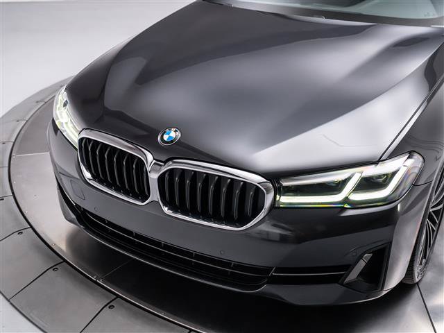 Used 2023 BMW 540i w/ Convenience Package RWD image 9